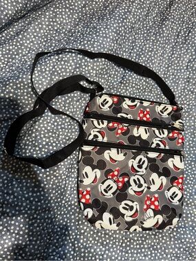 Disney Black Gray White Red Minnie Mouse Crossbody Bag
